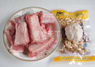 秘制蒜香排骨,香气四溢,骨肉分离的绝妙佳肴